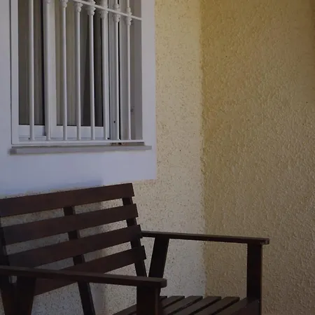 El Capricho Puerto Marino